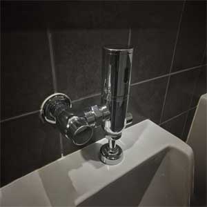 Automatic Urinal Flush Valve Reviews – American Standard Vs Kohler