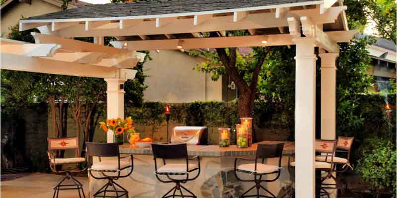 Create a Perfect Outdoor Bar for Your Wine Tasting Parties