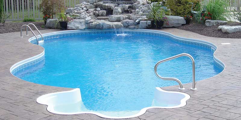 Top 6 Ways To Keep Your Swimming Pool Clean In Every Season